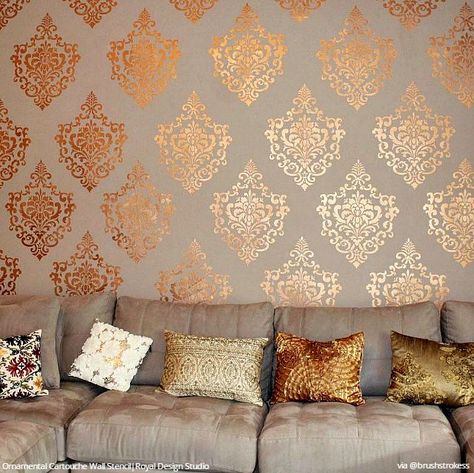 Decorate with Stencils for an Insta-Inspiring Home - 25 DIY Ideas using Wall Stencils - Home Decor Trends - Royal Design Studio Damask Wall Stencils, Wall Stencil Designs, Wall Paint Patterns, Damask Wall, Wall Painting Living Room, Royal Design Studio Stencil, Stencil Wall Art, Wall Stencil Patterns, Diy Wall Painting