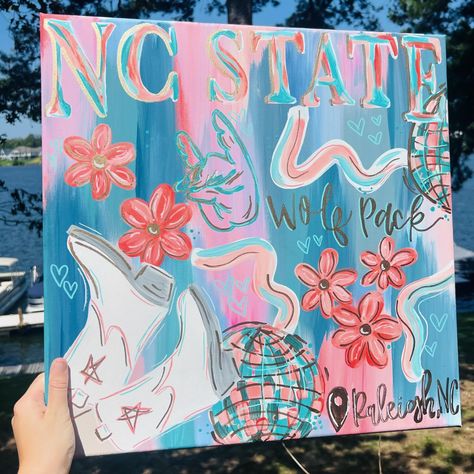 NC State custom for @alliqglover !! Loving these colors 🎨 • #designsbyyyc #painting #paint #painting #art #artist #artwork #drawing #artistsoninstagram #paint #illustration #contemporaryart #sketch #artoftheday #instaart #arte #acrylicpainting #watercolor #digitalart #draw #abstractart #artgallery #design #love #paintings #oilpainting #portrait #fineart #painter #photography #modernart #creative Nc State Canvas Painting, Nc State Dorm, Dorm Paintings, Oilpainting Portrait, Dorm Themes, Painter Photography, Preppy Art, Paint Illustration, Sorority Crafts