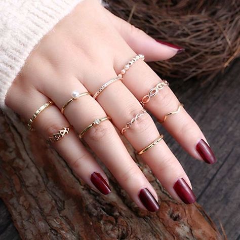 Turns out you don't have to spend a ton of cash to keep up with the all the hip styles. Butterfly Constellation, Hand Jewelry Rings, Geometric Rings, Rings Sets, Gold Finger Rings, Boho Crystal, Nail Ring, Gold Ring Designs, Flower Butterfly