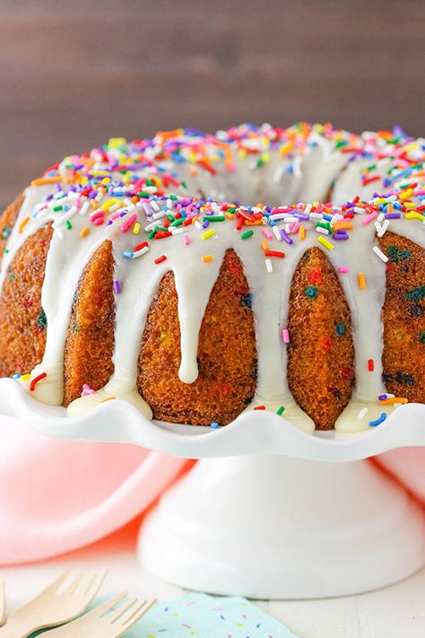 Fun Fetti Cake Recipe, Funfetti Bundt Cake, Tube Pan, Inside Cake, Colorful Cake, Bundt Cake Recipe, Loaf Cakes, Torte Cupcake, Sprinkle Cookies