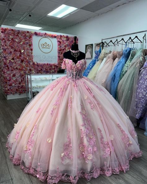 ✨New in store✨ . . . . . . #misquinceaños #misquince #mis15años #misxvaños #princesabymoncheri Quinseñeras Dress, Ideas Para 15 Años, Pink Quince Theme, Light Pink Quinceanera Dresses, Corset Prom Dresses, Xv Dresses, Pink Quinceanera, Pink Sweet 16, Quinceanera Themes Dresses