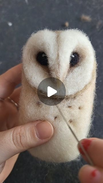 Christina Meadwell on Instagram: "Poking away at a wee owl 🥰. 

Happy Friday! ✨️ 

*

#felting #needlefelting #feltedowl #woolowl #owlart #owlsculpture #fibreart #woolanimals #feltedbirds #woolbirds" Needle Felted Owl Tutorial How To Make, Needle Felted Animals Tutorial Videos, Felted Owl Tutorial, Felting Projects For Beginners, Felting Birds, Felted Owls, Felted Owl, Owl Tutorial, Needle Felted Owl