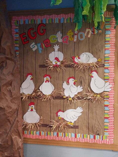 Farm Door Ideas Preschool, Old Mcdonald Classroom Theme, Farm Themed Classroom Decorations, Chicken Bulletin Board Ideas, Farm Classroom Bulletin Boards, Cow Theme Classroom Bulletin Boards, Barnyard Theme Classroom, Chicken Coop Classroom Ideas, Farm Animals Bulletin Board Ideas