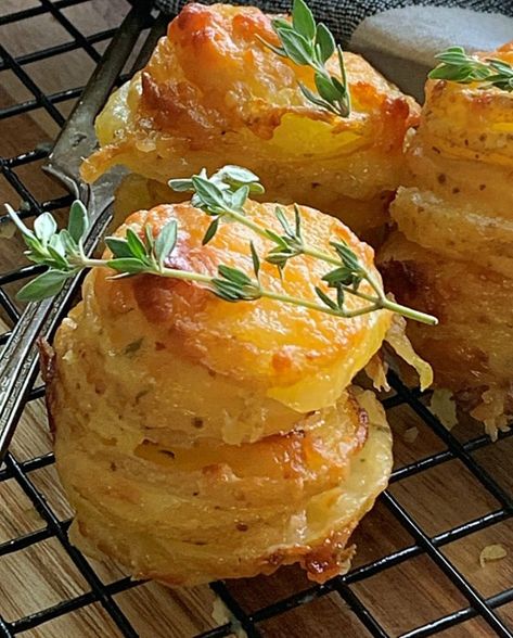 Au Gratin Potato Stacks, Individual Potatoes Au Gratin, Potatoes Stacks, Potato Gratin Stacks, Potato Stacks Muffin Tins, Muffin Tin Potatoes, Potato Stacks Recipes, Potato Tart, Potatoe Recipes