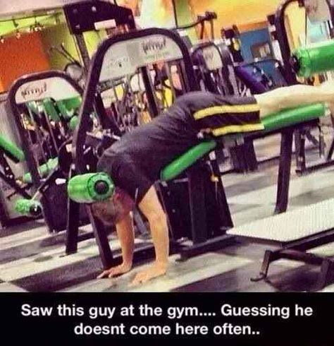 28 things you'll only see at planet fitness - the last picture is my favorite Gym Humour, Gym Fail, Gym Guys, Michelle Lewin, Planet Fitness Workout, Gym Humor, A Gym, Workout Humor, E Card