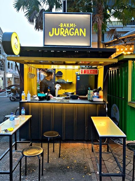 Food Stand Design, Container Coffee Shop, Food Stall Design, Small Restaurant Design, Container Restaurant, Café Design, Container Cafe, Outdoor Restaurant Design, Small Cafe Design