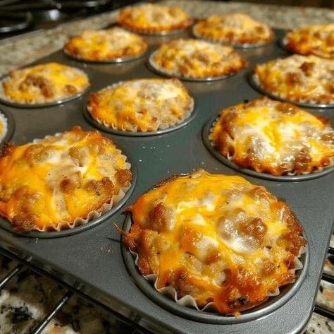 Sausage Muffins with Bisquick - ALL RECIPES GUIDE Bisquick Sausage Muffins, Sausage Breakfast Muffins, Sausage Egg Muffins, Sausage Muffins, Sausage Biscuits, Egg Muffins Breakfast, Bisquick Recipes, Shredded Cheddar Cheese, Meal Recipes