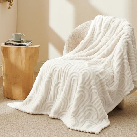 Amazon.com: Bedsure White Throw Blanket for Couch - Super Soft Cozy Blankets for Women, Cute Small Fleece Blanket for Girls, 50x60 Inches : Home & Kitchen Valentines Blanket, Small Blanket, White Throw Blanket, Couch Blanket, Blanket For Couch, Super Soft Blanket, Small Blankets, Twin Blanket, Dorm Room Essentials