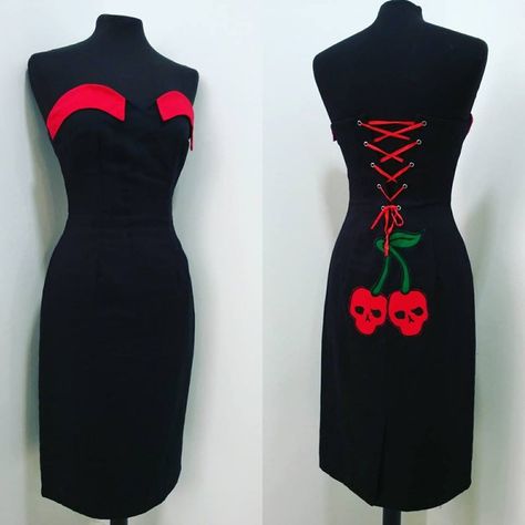 Black Rockabilly Dress, Mode Rockabilly, Rockabilly Mode, Circus Dress, Pinup Dress, Rad Clothes, Skull Dress, Rockabilly Outfits, Pin Up Outfits