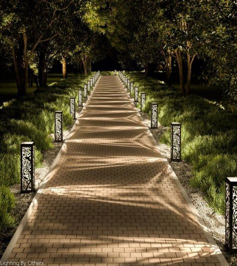 Landscape With Lights, Garden Path Lighting Walkways, Pathway Landscaping Walkways, Path Lighting Walkways, Footpath Design, House Pathway, Modern Pathway, Path Lighting Ideas, Garden Path Lighting