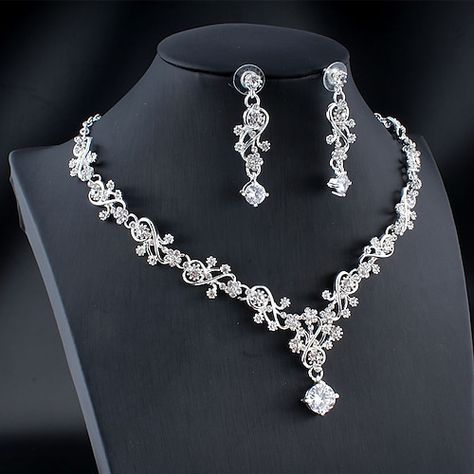 Womens Necklaces Silver, Crystal Bridal Jewelry Sets, Jewellery Gemstone, Vintage Wedding Jewelry, Gold Wedding Jewelry, Earrings Trendy, Bride Accessories, Set Jewelry, Bracelet Style