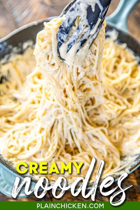 Creamy Noodles - a quick and easy side dish! Ready to eat in about 15 minutes! Spaghetti, cream cheese, milk, parmesan, garlic, butter, cajun seasoning, onion, and parsley. Goes with everything! Steak, chicken, pork. Great side dish or meatless main dish! Spaghetti Cream Cheese, Creamy Noodles, Quick Easy Side Dishes, Pasta Side Dishes, Pasta Sides, Meatless Main Dishes, Plain Chicken, Vegetarian Side Dishes, Easy Eat