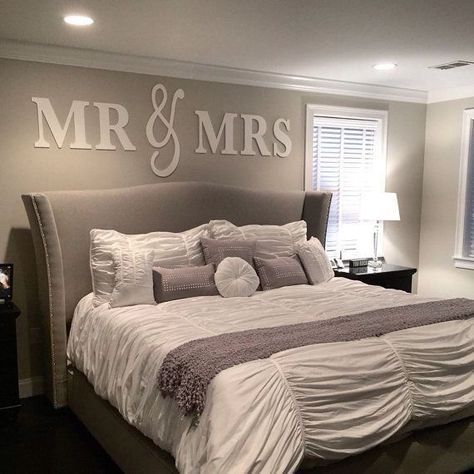 Teenage Room Decor, Bedroom Decor For Couples, Above Bed Decor, Over The Bed, Romantic Bedroom, Above Bed, Couple Bedroom, Bed Wall, Master Bedrooms Decor