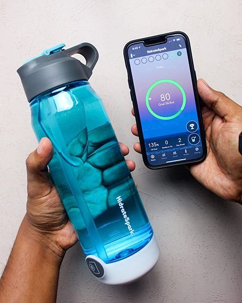 Amazon.com : Hidrate Spark 3 Smart Water Bottle, Tracks Water Intake and Glows to Remind You to Stay Hydrated, BPA Free, 20 oz, Black : Sports & Outdoors Water Intake Tracker, Nfc Tag, Collapsible Water Bottle, Daily Water, Drink Straw, Water Intake, Reusable Water Bottles, Smart Water, Fruit Punch