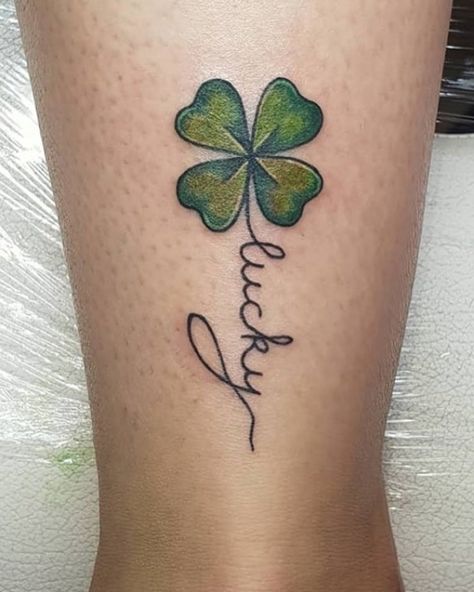 Shamrock Tattoo, Leaf Clover Tattoo, Tato Flash, Small Wave Tattoo, Tato Tradisional, Four Leaf Clover Tattoo, Lucky Tattoo, Clover Tattoo, Shamrock Tattoos