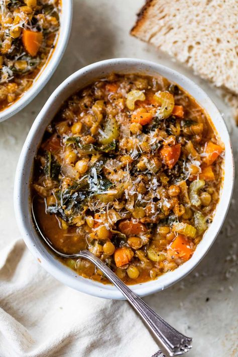 Vegetarian Lentil Stew, Green Lentil Soup Crockpot, Healthy Lentil Soup, Chipotle Recipe, Green Lentil Soup, Lentil Vegetable Soup, Lentils Vegan, Green Lentil, Mediterranean Meals