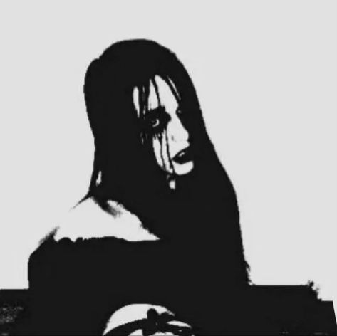 Drawing Poses Warrior, Metalhead Pfps, Metalhead Pfp Aesthetic, Black Metal Pfp, Black Metal Aesthetic Wallpaper, Goth Icons Aesthetic, Black Metal Icon, Metalhead Photoshoot, Dsbm Aesthetic