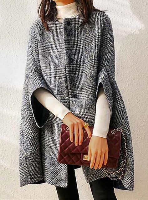 Long Winter Coats Women, Woolen Coat Woman, Winter Fashion Jackets, Plaid Peacoat, Long Overcoat, Plaid Cardigan, Oversize Fashion, Grey Plaid, Poncho Cape