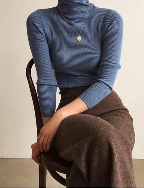 40s Mode, Dark Academia Fashion Pants, Academia Outfits, Dark Academia Fashion, Academia Fashion, Blue Sweater, 가을 패션, Mode Vintage, Mode Inspiration