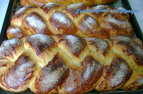 Kozunak is the traditional bread made for Easter in Bulgaria. Usually two loaves are made, one is left at the Church for the priest and the ... Slavic Food, Easter Buns, Bulgarian Food, Easter Bread, Bulgarian Recipes, Turkish Food, Quick Easy Snacks, Food And Recipes, The Best Recipes