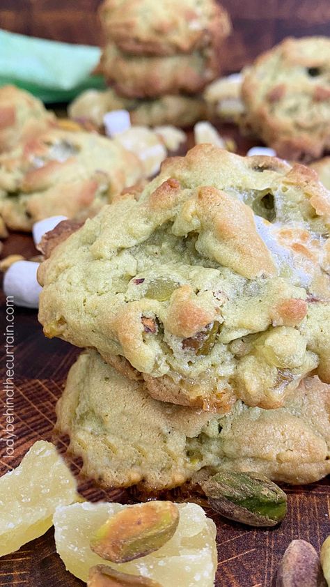 Large Bakery Size Pistachio Cookies Pistachio Salad, Cookie Recipes Chewy, Pistachio Cookies, Gooey Cookies, Frozen Cookie Dough, Gourmet Cookies, Peanut Butter Lovers, Peanut Butter Chips, Pumpkin Cookies