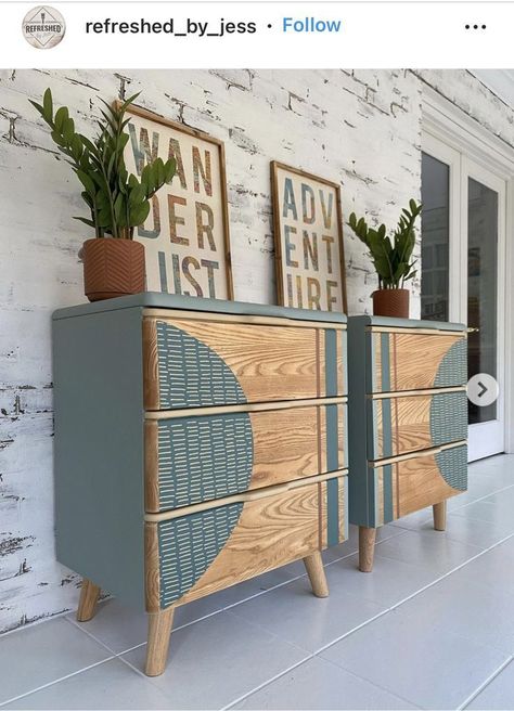 Funky Refurbished Furniture, Furniture Flipping Ideas, Dresser Flip, Flipped Furniture, Refurbished Furniture Diy, Restored Furniture, Furniture Flip, Mcm Furniture, Diy Furniture Renovation