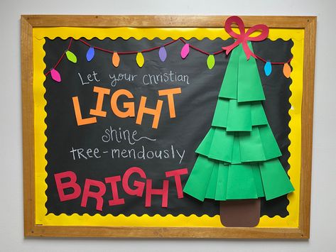 Merry And Bright Bulletin Board Ideas, Christian Christmas Door Ideas, Christian Christmas Classroom Door Ideas Preschool, Christmas Light Bulletin Board Ideas, Christmas Light Bulletin Board, Christmas Lights Bulletin Board, Bulletin Board Ideas Christmas, Christmas Hallways, Christmas Library Bulletin Boards