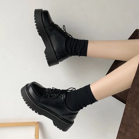 Dark Academia Shoes, Sepatu Platform, Academia Shoes, Uniform Shoes, Platform Casual Shoes, Vintage Shoes Women, School Uniform Shoes, Mary Jane Platform Shoes, Dr Shoes