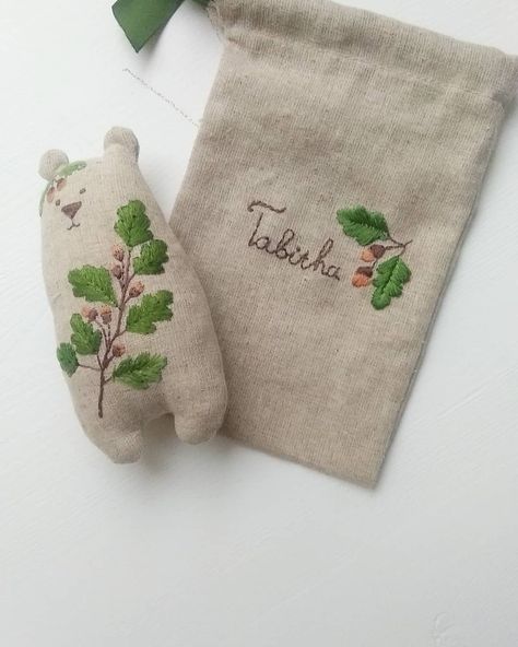 Amazing Toys, Bag Embroidery, Fabric Toys, 자수 디자인, Sewing Dolls, Sewing Toys, Linen Bag, Embroidery Inspiration, Embroidery And Stitching