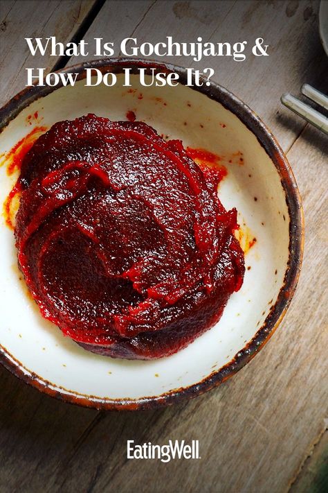 Korean Sauce Gochujang, Korean Peppers Recipe, How To Use Gochujang Paste, Gogugang Sauce, Chicken Gochujang Recipe, Go Chu Jang Recipes, Gochujang Vegetables, Gochujang Dishes, Gojujang Recipes