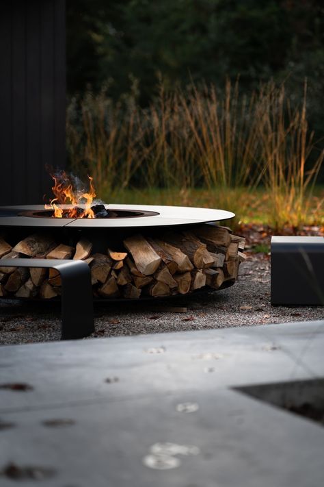 Fire Pit Designs, Have Inspiration, Fire Features, Fire Pit Backyard, Firepit, Outdoor Fire, Outdoor Fireplace, Outdoor Fire Pit, Fire Pits