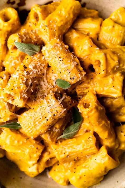 Pasta With Pumpkin Sauce, Pumpkin Sauce For Pasta, Recipes With Canned Pumpkin, Fall Pasta Sauce, Pumpkin Recipes Savory, Pumpkin Pasta Recipe, Autumn Pasta Recipes, Farmhouse Recipes, Fall Pasta