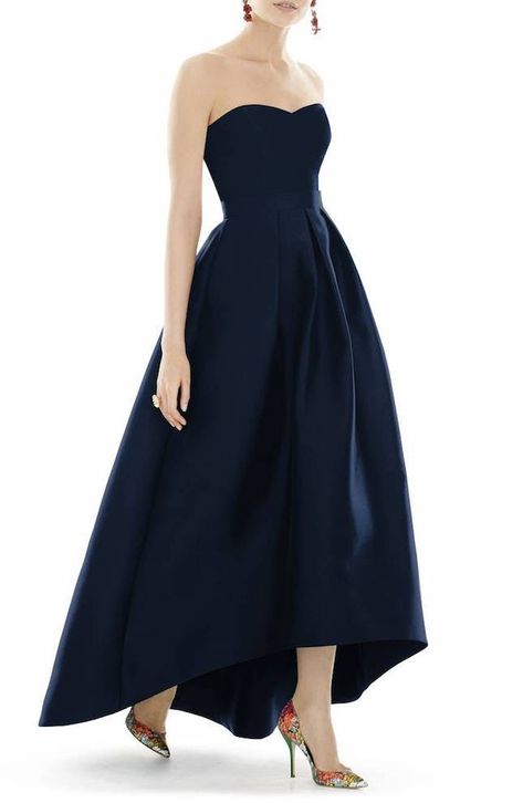 Navy Blue Bridesmaid Dresses, Alfred Sung, Ball Gown Skirt, Black Strapless Dress, Dresses Plus Size, Party Skirt, Blue Bridesmaid Dresses, Blue Bridesmaids, Guest Outfit