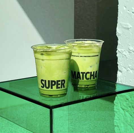 Super Matcha, Matcha Bars, Matcha Cafe, Green Drink, Matcha Drink, Cafe Branding, Food Branding, Green Drinks, Unique Packaging