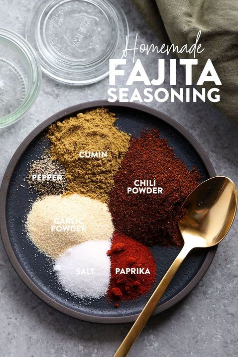 Steak Veggies, Fajita Seasoning Recipe, Fajita Mix, Fajita Spices, Homemade Fajita Seasoning, Homemade Spice Mix, Hot Spices, Spice Mix Recipes, Seasoning Recipe