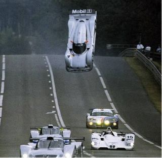 Mercedes CLR racing car - GT1 -  Mark Webber - Le Mans - take off, flip and crash. برق بنزين, Vintage Auto's, Mark Webber, Cars Racing, Sports Car Racing, Top Gear, Motor Racing, Vintage Racing, Car Car