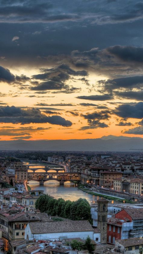 Old Wallpaper Iphone, Florence Italy Wallpaper, Old Iphone Wallpapers, Italy Wallpaper, Europe Wallpaper, Italy Sunset, City Sunset, Italy Landscape, River Water