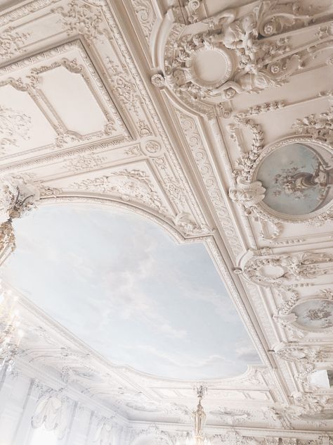 Regal Aesthetic Wallpaper, Ivory Wallpaper Iphone, White Victorian Aesthetic, White Royal Aesthetic, Regal Background, Artist Moodboard, Wallpaper Architecture, Rococo Aesthetic, Castle Aesthetic