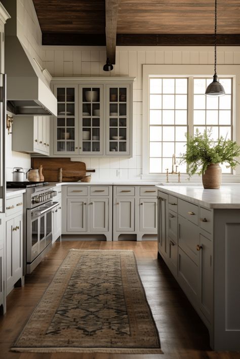 Old Farmhouse Kitchen Cabinets, Large Kitchen Ideas, Narrow Kitchen Layout, Moody Farmhouse, Small Kitchen Decoration, Old Farmhouse Kitchen, Best Kitchen Layout, 40 Aesthetic, Moody Kitchen