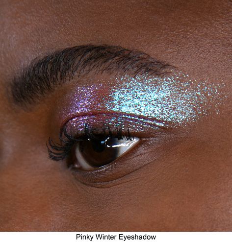 Amplify your eye game with our Pinky Winter eyeshadow – a stunning duochrome pink shade that captures the essence of the season. This versatile eyeshadow transitions from a soft, dreamy pink to a mesmerizing icy hue, adding a touch of enchantment to your look. With its blendable formula and long-lasting shimmer, Pinky Winter is the perfect choice for creating captivating eye looks that are as versatile as they are glamorous. Embrace the frosty el Hazy Eye Makeup, Colorful Hoco Makeup, Monochrome Eyeshadow Looks, Opal Eye Makeup, Sparkly Silver Eye Makeup, Pink Iridescent Eye Makeup, Makeup For Winter Formal, Wet Eye Look, Winter Eye Makeup Looks