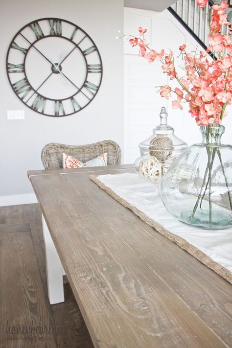 farmhouse table Weathered Farmhouse Table My DIY kitchen table stain: Whitewashed, Minwax dark walnut stain wiped on and off, dry brushed white Build A Farmhouse Table, Farmhouse Table Plans, Weathered Wood Finish, Diy Dining Room Table, Diy Kitchen Table, Farmhouse Dining Room Table, Stained Table, Diy Farmhouse Table, Table Makeover