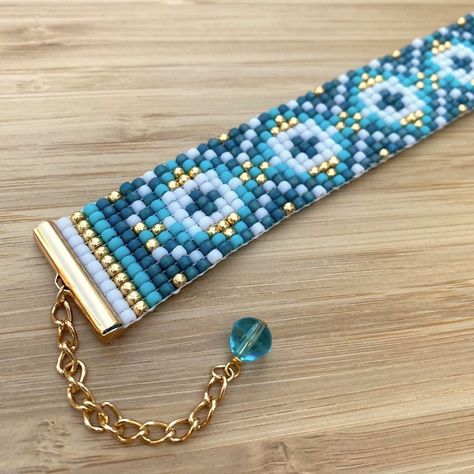 Seed Bead Bracelet Patterns, Bead Woven Bracelet, Bead Loom Designs, Loom Bracelet Patterns, Diy Bracelet Designs, Bead Loom Bracelets, Bead Loom Patterns, Beaded Bracelet Patterns, Handmade Jewelry Diy