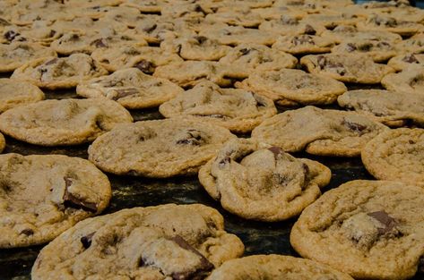 Why Are My Cookies Flat? How To Prevent Spreading Cookie Stand, Classic Cookies Recipes, Homemade Chocolate Chip Cookies, Cookie Spread, Malted Milk, Buttery Cookies, Classic Cookies, Christmas Cooking, Sandwich Cookies