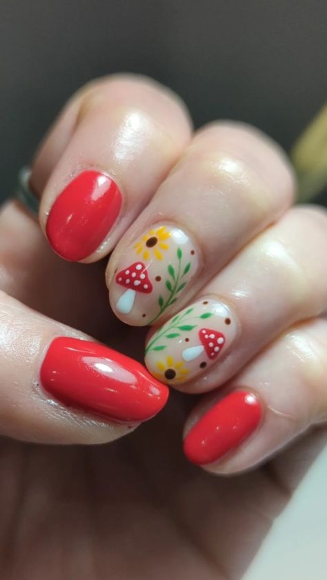 Nail Design Mushroom, Mushroom Design Nails, Red Mushroom Nails, Poppy Nails Design, Nana Nails, Moms Nails, Warm Fits, Hot Hands, Fall Manicure