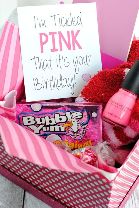 Tickled Pink Birthday Gift Idea for Friends-A cute way to tell a friend happy birthday with a gift basket full of all things pink! #pink #gifts #giftideas #giftbaskets Occasion Basket, Tickled Pink Gift, Pink Gift Ideas, Punny Gifts, Bday Gifts, Birthday Basket, Bff Birthday Gift, Bff Birthday, Creative Birthday Gifts