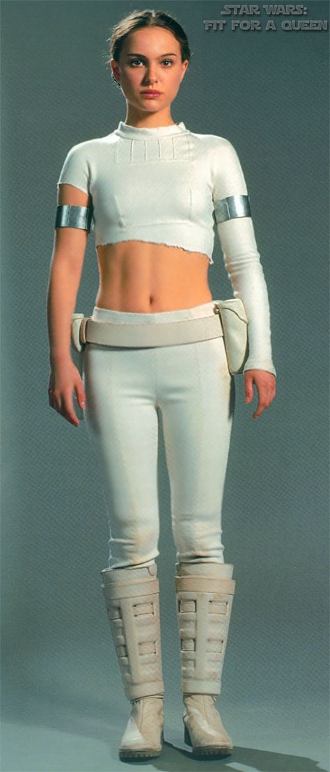 Padme arena torn outfit Padme Costume, Disfraz Star Wars, Star Wars Padme Amidala, Star Wars Padme, White Costumes, Padme Amidala, Star Wars Outfits, Star Wars Costumes, Carrie Fisher