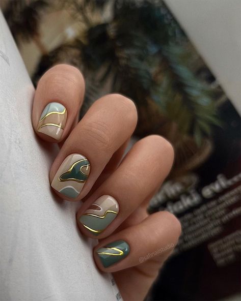 Kutek Disney, Manicure Inspiration, Green Nail Designs, Cute Nails For Fall, Nagel Tips, Green Nail, Smink Inspiration, Minimal Nails, Makijaż Smokey Eye