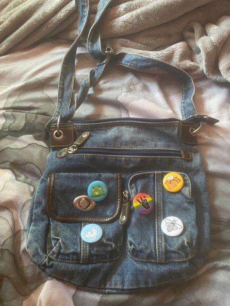 Denim Messenger Bag Diy, Denim Messenger Bag, Messager Bag, Diy Messenger Bag, Y2k Purse, What Should I Wear Today, Jean Purse, What Should I Wear, All Jeans