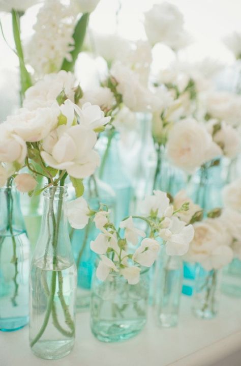 Vases With Flowers, Simple Vase, First Communion Party, Green Themed Wedding, Bottle Ideas, Communion Party, Turquoise Wedding, Flowers Arrangements, Australia Wedding