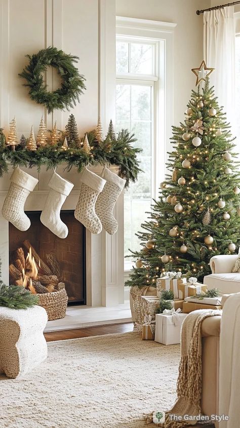 Woodsy Christmas, Christmas Decor Trends, Traditional Holiday Decor, Pine Branches, Faux Greenery, Christmas Mantel Decorations, Christmas Themes Decorations, White Christmas Decor, Christmas Inspo